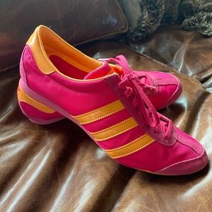 Adidas Originals pink/Orange AdiTrack Sneakers - Size 10